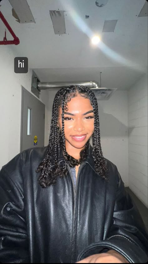 Long Straight Box Braids, Braids Without Extensions Natural Hair, Half Braided Hairstyles Natural Hair, Hair Braids With Beads, Straight Hair Braids, Box Braid Hairstyle, Knotless Styles, Braided Cornrows, Hair Braids Styles