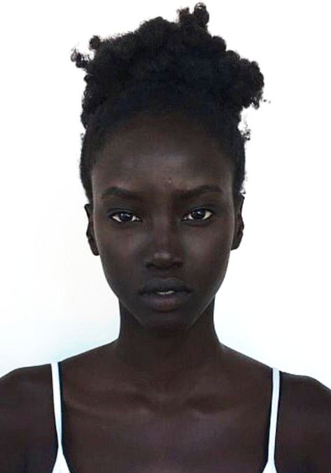 Anok Yai, 얼굴 그리기, Dark Skin Beauty, Dark Skin Women, 인물 사진, Black Is Beautiful, Beautiful Black Women, Black Beauty, Art References