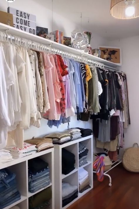 Clothing Organization Ideas No Closet, Room With Open Closet, Bedroom Into Walk In Closet Diy, Alternative Wardrobe Ideas, In Room Closet Ideas, Diy Closet Hanging Storage, Clothing Organization No Closet, Organization Closet Aesthetic, Shared Walk In Closet Organization