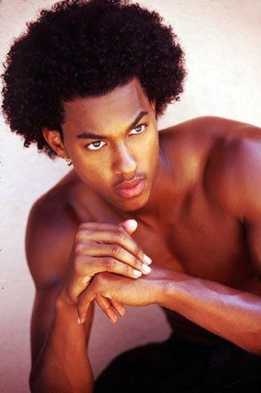 Wesley Jonathan, S Curl Texturizer, Natural Hair Men, Crush On Him, S Curl, Celebrity Men, Ethnic Hairstyles, Natural Man, I Have A Crush