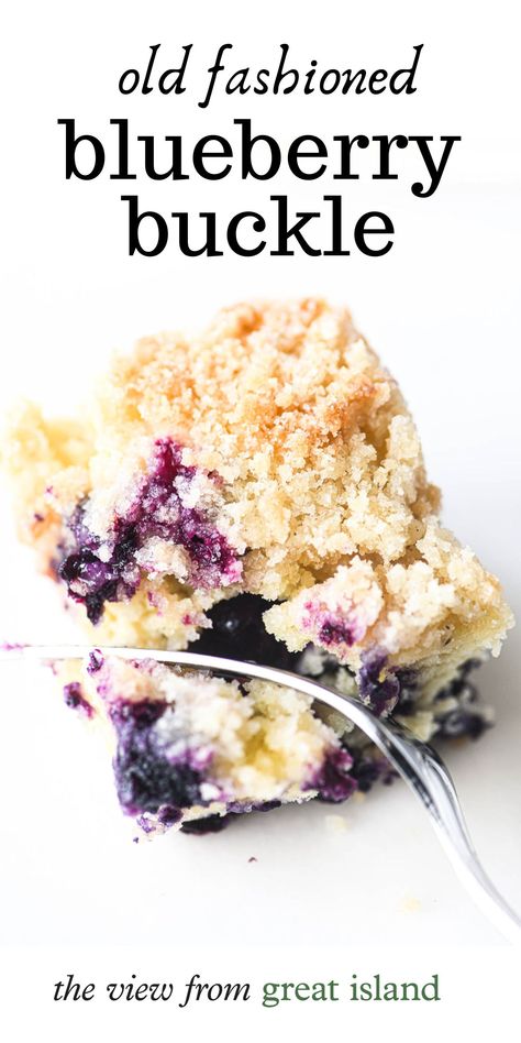 Soft Vanilla Cake, Banana Upside Down Cake, Easy Summer Dessert Recipes, American Dessert, Blueberry Buckle, The View From Great Island, Easy Summer Dessert, Peach Blueberry, American Desserts