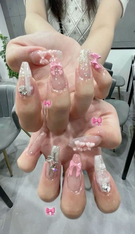 Lolíta Nails, Y2k Coquette Nails, Koop Nails, Cute Core Nails, Nail Inspo Pink And White, Wonyoungism Nails, Cute Coquette Nails, Nail Ideas Kpop, Pink Douyin Nails