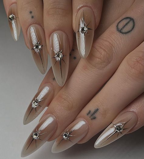 Fake Nails Long, Ballet Nails, Nail Salon Design, Manicure Diy, Fake Nails With Glue, Wedding Nails Design, Easy Nails, Bridal Nails, Valentine's Day Nails