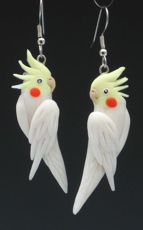 Polymer Clay Birds Tutorial, Clay Parrot, Earrings Bird, Clay Cockatiel, Clay Bird Earrings, Polymer Clay Bird Earrings, Polymer Clay Cockatiel, Cercei Din Lut Polimeric, Clay Bird