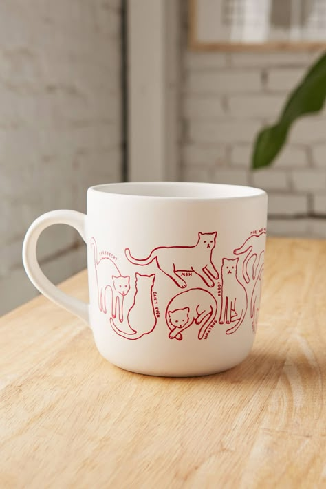 Cat Mug | Urban Outfitters Cat Kingdom, Diy Keramik, Ceramic Cafe, Sublimacion Ideas, Mug Ideas, Pretty Mugs, Tassen Design, Keramik Design, Cat Coffee Mug