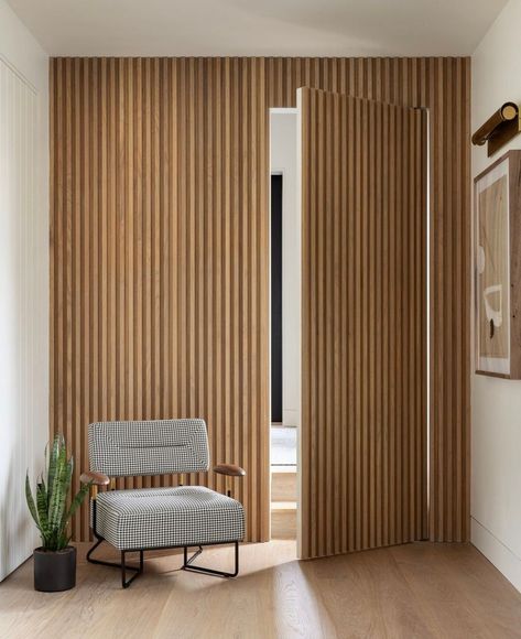 Jib Door, Hidden Door Ideas, Hidden Doors In Walls, Bookshelf Door, Wooden Sliding Doors, Hidden Doors, Hidden Rooms, Pool Rooms, Entrance Foyer