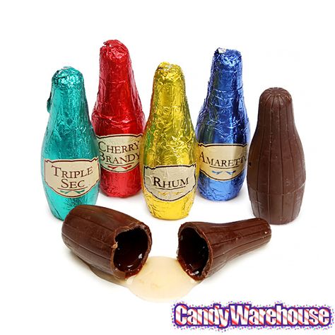 Triple Sec, Amaretta... lots of tasty liqueurs in this festive New Year's Chocolate Mix! http://www.candywarehouse.com/products/abtey-chocolate-original-liquor-bottles-12-piece-crate/ Liquor Chocolates, Small Liquor Bottles, Mini Bottles Of Alcohol, Alcohol Chocolate, Anthon Berg Chocolates Liqueurs, Beach Candy, Mini Liquor Bottles, Cherry Brandy, Plastic Crates