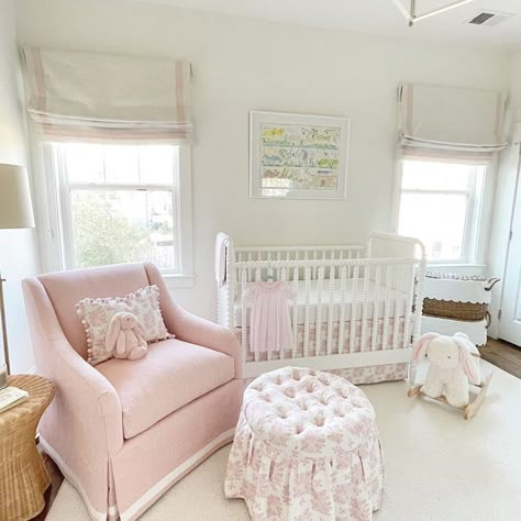 Toddler Room Ideas Girl, Pink And Green Nursery, Baby Room Themes, Girl Nursery Room, Nursery Room Design, Nursery Room Inspiration, Girl’s Room