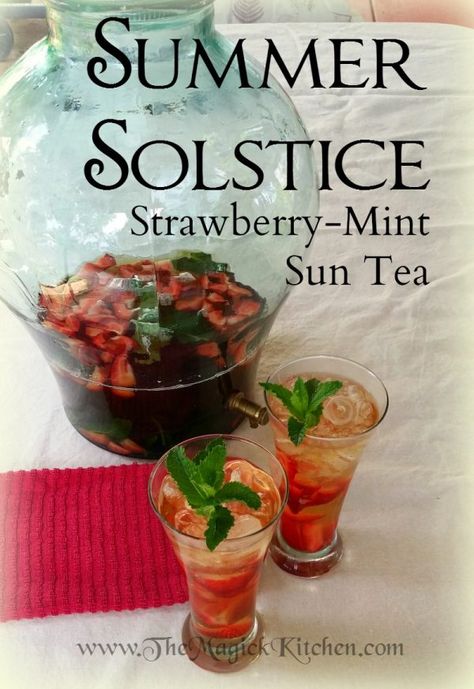 Summer Solstice Strawberry Mint Sun Tea TheMagickKitchen 800×1164 – Witchcraft & Pagan Lifestyle Blog, The Magick Kitchen Mint Sun Tea, Sun Tea Recipe, Sun Tea Recipes, Summer Solstice Party, Pagan Lifestyle, Cottagecore Recipes, Solstice Party, Kitchen Witch Recipes, Solstice Celebration