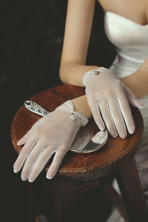 Classy Gloves, Fancy Gloves, White Lace Gloves, Gloves Aesthetic, Bride Gloves, Sheer Gloves, Tulle Gloves, Elegant Gloves, Pink Fascinator