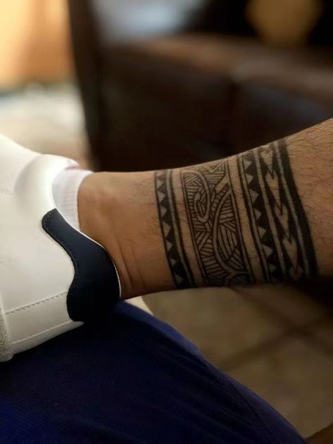 Ankle Tattoo Men Wrap Around, Men Ankle Tattoo, Tattoo Pierna Hombre, Ankle Band Tattoo, Ankle Tattoo Men, Leg Band Tattoos, Tato Maori, Tattoo Pierna, Band Tattoos For Men