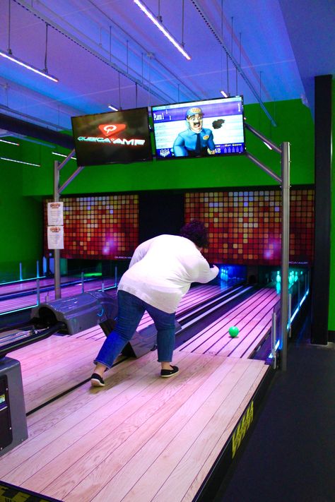 Mini-bowling is fun for all!! It’s a must-do on your visit to the Smokies! 🎳  #minigolf #candy #escaperoom #minibowling #pigeonforge #greatsmokymountains #gsm #familyfun #pfvacation #puttputt Shopping Mall Architecture, Mini Bowling, Bowling Balls, Rooftop Deck, Mini Golf, Modern Lounge, Putt Putt, Escape Room, Great Smoky Mountains