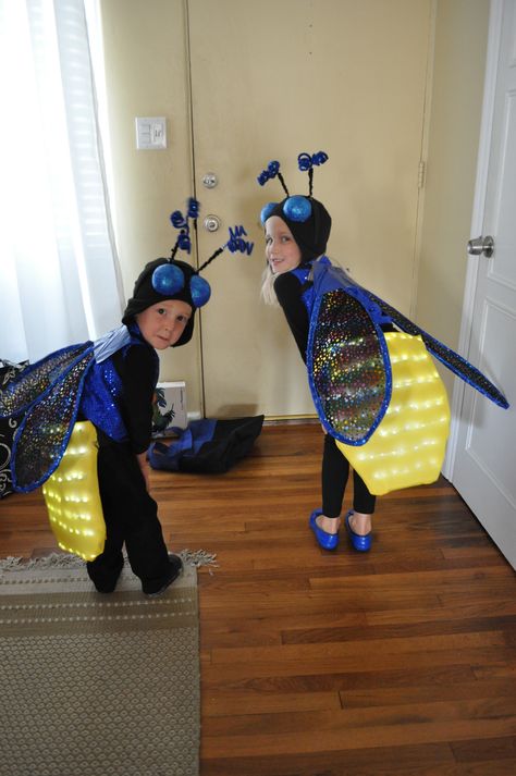 Lightening Bug Costume, A Bugs Life Costumes Diy, Firefly Costume Diy, Fire Fly Costume, Bugs Halloween Costume, Bugs Life Costume, Diy Bug Costume, Lightning Bug Costume, Fly Halloween Costume