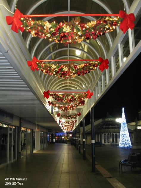 Christmas Hanging Decorations Ceilings, Christmas Ceiling Decorations Ideas, Christmas Ceiling Decorations, Prepare For Christmas, Church Christmas Decorations, Christmas Tree Inspo, Mall Decor, Christmas Photo Props, Christmas Window Display