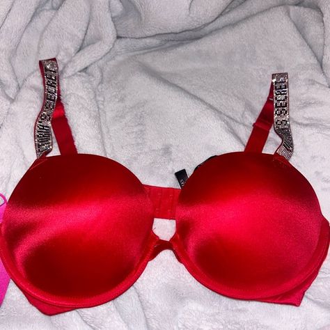 Victoria’s Secret Bombshell Bra Red Bra Aesthetic, Victoria’s Secret, Victoria's Secret, Bra, Jewelry Watches, Plus Fashion, Outfit Inspo, I Love, Fashion Tips