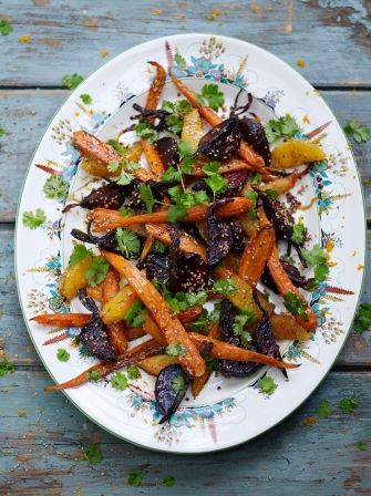 Beetroot, carrot & orange salad.Jamie Oliver. Jan 2017. Served with grilled steak. Thumbs up from all diners, would make again. Not a difficult recipe, or "Not too tricky", as it states on Jamie's website. Roasted Glazed Carrots, Beets And Carrots, Orange Salad Recipes, Xmas Menu, Sunday Meals, Oily Fish, Beetroot Recipes, Leftover Beef, Beetroot Salad