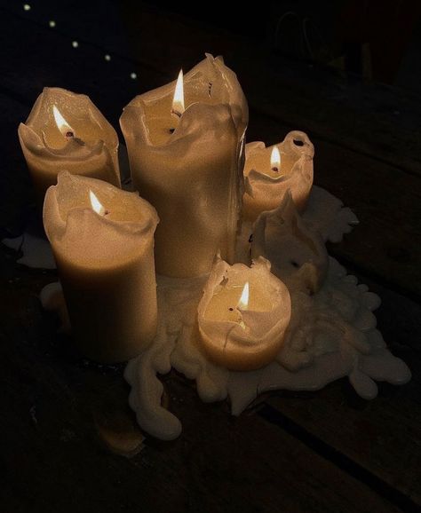 Candle Wax Aesthetic, Candle Aesthetic Cozy Dark, Wax Aesthetic, Candles Aesthetic Cozy, Candle Spiritual, Candle Obsession, Aesthetic Cozy, Candle Aesthetic, Aesthetic Colors