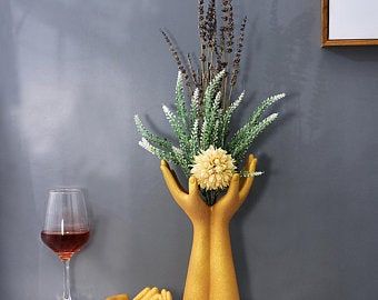 Find the right thing here to decorate your home by MEWONB on Etsy Show Pieces Decor, Hand Statue, Vase Decoration, Flower Vases Decoration, Hot Gifts, Hand Model, Bedroom Study, Ceramic Vases, Hand Shapes