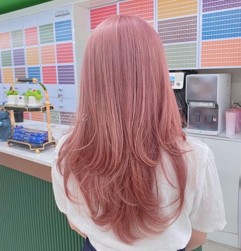 Light Pink Hair Asian, Pink Peach Hair, Blonde Hair Korean, Pale Pink Hair, Dusty Rose Hair, Dusty Pink Hair, Pink Ombre Hair, Light Pink Hair, Pink Blonde Hair