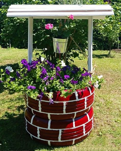 Ideas para reutilizar neumáticos viejos Diy Garden Decor Projects, Creative Garden Decor, Front Yard Garden Design, Garden Decor Projects, Garden Crafts Diy, Diy Backyard Landscaping, Vintage Garden Decor, Home Garden Design, Garden Artwork