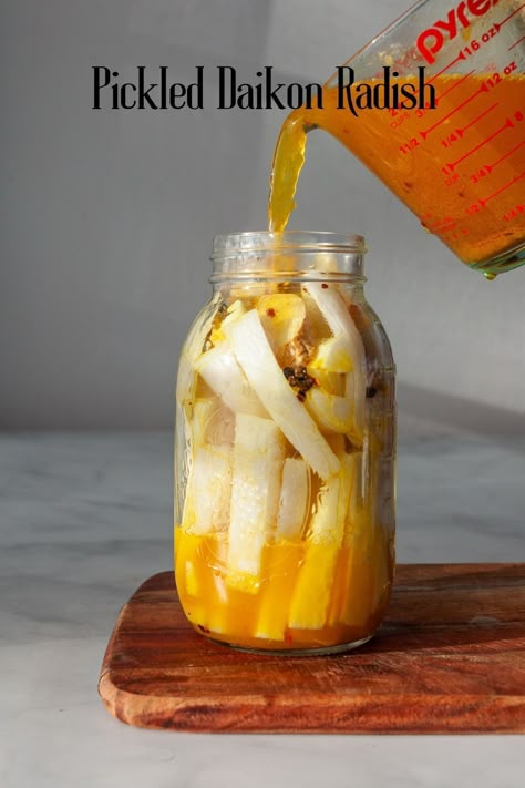 Pickled Daikon Recipe, Layered Bean Dip Recipe, Pickled Daikon Radish, Easy Bean Dip, Daikon Recipe, Seasoned Sour Cream, Pickled Daikon, Bean Dip Recipe, Layered Bean Dip