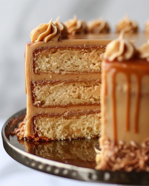 Easy Peanut Butter Cake, Pb Cake, Southern Caramel Cake, Caramel Cake Recipe, Nurse Cake, Nursing Cake, Chandelier Cake, Peanut Butter Cake, Cake Recipes From Scratch