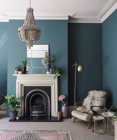 Farrow And Ball Inchyra Blue, Neutral Interior Paint Colors, Pretty Living Room, Inchyra Blue, Stiffkey Blue, Living Room Decor Colors, Karim Rashid, Farrow And Ball, Trendy Living Rooms