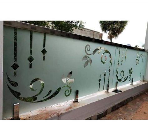 Tuffen Glass Balcony Design, Glass Reling Design Steel, Reling Design Glass Balcony, Balcony Mirror Design, Ralling Glass Designs Balcony, Glass Steel Realing, Mirror Grill Design For Balcony, Ralling Glass Designs, Reling Glass Design