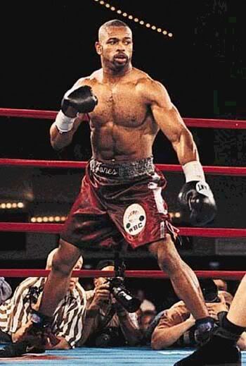 #LL @lufelive #boxing Roy Jones Jr. Roy Jones Jr, Boxing Legends, Boxing Images, Boxing Ring, Muhammed Ali, Boxing History, Boxing Champions, Combat Sport, Sport Icon