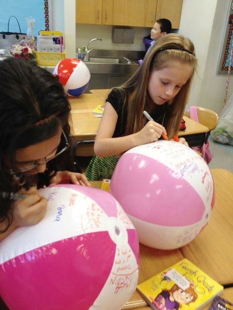 I think I would want my kids to all sign a beach ball - that sounds like fun. 9 Excellent End of the Year Gifts for $1 - Teach Junkie End Of The Year Pool Party Ideas, Homeroom Mom, End Of The Year Party, 5th Grade Graduation, Stitch Party, End Of Year Party, End Of The Year Activities, End Of Year Activities, Preschool Graduation