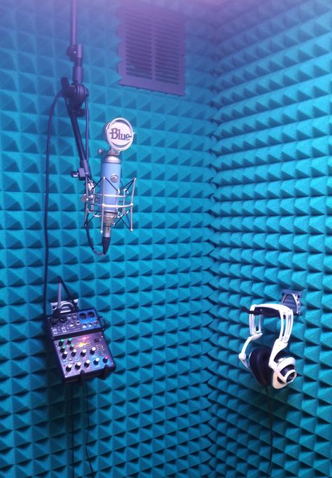 Vocal Booth, Studio Foam, Music Studio Decor, Recording Booth, Home Recording Studio Setup, Recording Studio Setup, Home Music Rooms, Home Studio Ideas, Recording Studio Design