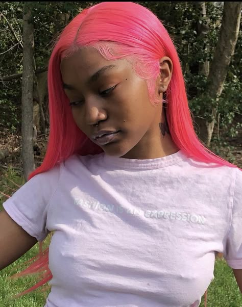 Feather Bangs, Lava Girl, Bangs And Layers, Pinky Girl, Natural Hair Styles For Black, Hair Styles For Black Women, Wig Colors, Styles For Black Women, Different Hair Colors