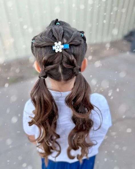 New Years Hairstyles For Kids, Christmas Hairstyles Toddler, Christmas Hair For Toddlers, Toddler Christmas Hairstyles Girl, Cute Birthday Hairstyles For Kids, Kids Holiday Hairstyles, Cute Christmas Hairstyles For Kids, Hair Ideas For Kids, Fun Braids