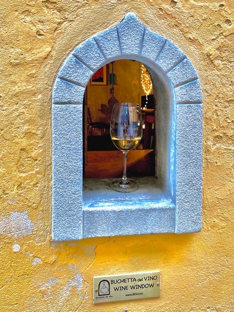 Florence Italy Wine Window, Florence Wine Window, Wine Windows Florence, Florence Astethic, Italy City Aesthetic, Florence Aesthetic Italy, Florence Italy Aesthetic, Wine Window, Florence Summer