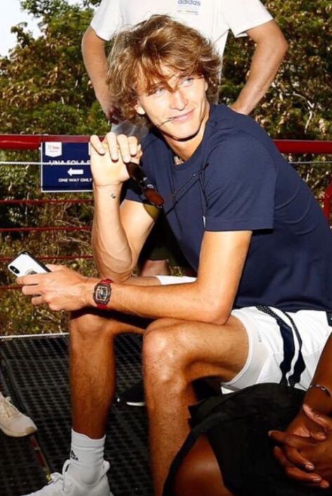 Alexander Zverev Aesthetic, Alexander Zverev Wallpaper, Tennis Boys Aesthetic, Zverev Alexander, Tennis Girlfriend, Alex Zverev, Mode Tennis, Sascha Zverev, Tennis Men