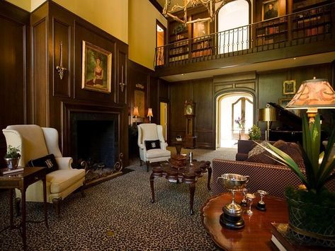 Old Victorian Homes Interior, Gothic Living Rooms, Big Fireplace, Gothic Interior Design, Brownstone Homes, Gothic Decor Bedroom, Victorian Interior Design, Ornate Frames, Gothic Interior