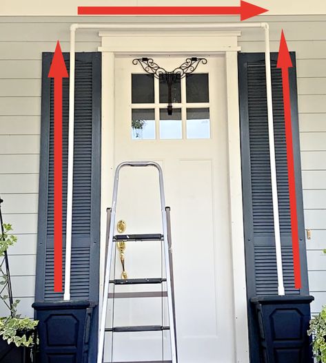 Holiday Entryway Decor Front Doors, Pvc Door Frame, Christmas Decorations Around Door Frame, Christmas From Door Decor, Pvc Garland Frame, Front Door Decor Ideas Christmas, Christmas Garland Around Door Frame, Pvc Arch Diy Christmas, Door Arch Christmas Decor