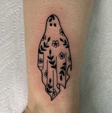 Simple Artsy Tattoos, Fine Line Spooky Tattoo, Halloween Simple Tattoo, Fill Tattoo Ideas, Dainty Ghost Tattoo, Floral Ghost Tattoo, Folky Tattoo, Fine Line Halloween Tattoo, Groovy Tattoo Ideas