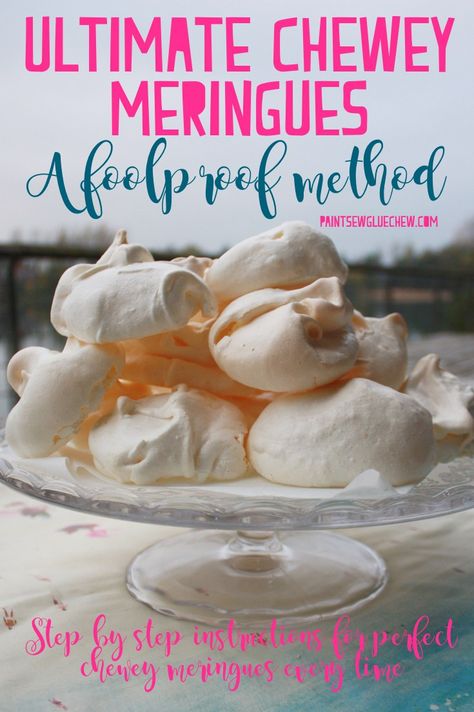 Chewy Meringue Recipe, Chewy Meringue Cookies, Mirangue Cookies Recipe, Merengue Recipe Easy, Merengue Recipe, Best Meringue Recipe, Merengue Cookies, Meringue Recipes, Easy Meringues