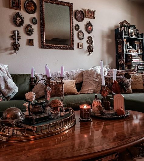 32 Best Witchy Room Ideas - Home Soils Oddities Living Room, Witchy Academia Room, Witchcore Living Room, Witch Home Decor Ideas, Witchy Room Ideas, Witchy Office, Witchy Living Room, Witchy House, Witchy Room