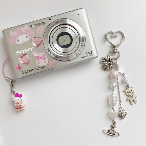 Digicam Aesthetic, Camera Decor, Cute Camera, Retro Gadgets, Old Cameras, Still Camera, Camera Digital, Photo Vintage, Birthday Wishlist