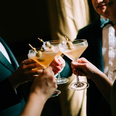 Cheers to keeping it classic 🥂 Dirty Martinis x Old Fashioned . Captured: @ashleywhitephoto Planned: @smoothasbutterweddings . . . #milkandhoneybartending #dirtymartinis #oldfashioned #weddingdrinks #weddingcocktails #classicwedding #classiccocktails #scadivyhall Cocktail Hour Photos, Cocktail Hour Wedding, Wedding Dr, Candid Wedding Photos, Dirty Martini, Old Fashioned Cocktail, Wedding Photo Inspo, Cocktail Wedding, Wedding Cocktails