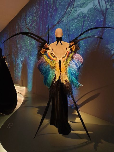 The butterfly dress by Thierry Mugler at an exhibition in Munich Mugler Butterfly, Mr Pearl, Advanced Higher Art, Cruella Costume, Fashion Exhibition, Exhibition Room, Butterfly Fashion, New York Outfits, Gothic Cathedrals