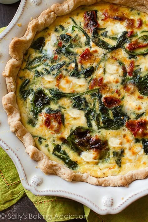 Goat Cheese Quiche, Tomato Quiche, Cheese And Tomato, Quiche Recipes Easy, Cheese Spinach, Spinach Quiche, Spinach Egg, Cheese Quiche, Sally's Baking