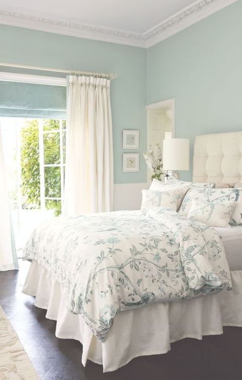 Blue Bedroom Colors, Spring Bedroom, Bedroom Paint Colors, Couple Bedroom, Trendy Bedroom, Blue Bedroom, Master Bedrooms Decor, White Bedding, Blue Walls