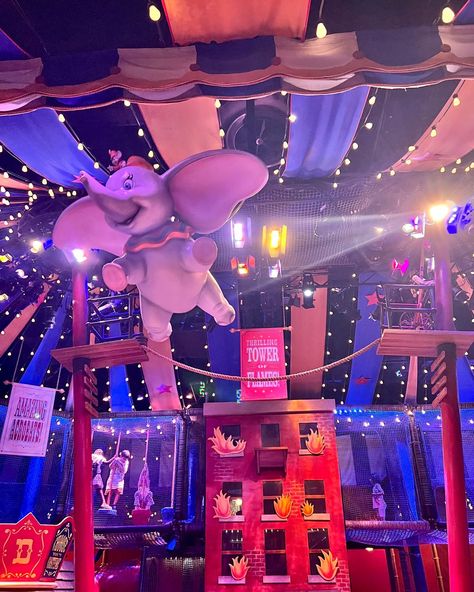 BUCKLE UP - you’re going to want to know about my next travel tip! 💡 The next time you’re looking for a place to cool off or hide from the rain while visiting Magic Kingdom - head over to Dumbo the Flying Elephant in Storybook Circus 🎪 Here when you enter the queue you’ll notice there is a kids play area where your little one can enjoy running around and you can enjoy a nice bench to rest your feet! This is the perfect way to continue enjoying your day at the parks and enjoying the Disney m... Dumbo Aesthetic, Dumbo The Flying Elephant, Flying Elephant, Kids Play Area, Kids Play, Play Area, Magic Kingdom, My Travel, The Rain