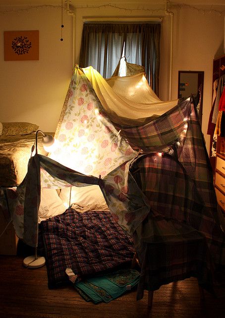 A good old fashioned blanket fort. YES.
Haha! Haven't seen my couch in a few days as it seems to have been taken over by a blanket fort Blanket Forts, Blanket Fort, Build A Fort, Pillow Fort, My New Room, Old Days, Remember When, 인테리어 디자인, Memory Lane