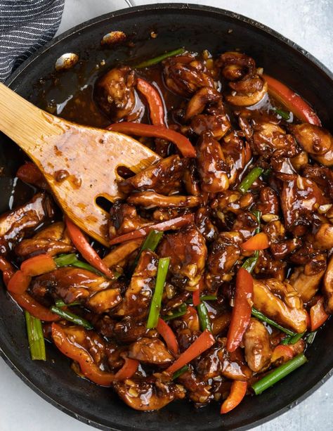 Chicken in Garlic Sauce Chinese - The flavours of kitchen Chinese Garlic Chicken, Chinese Garlic Sauce, Chicken Fillet Recipes, Chinese Style Chicken, Garlic Sauce For Chicken, Chinese Garlic, Chicken Sauce Recipes, Chicken Fillet, Chicken Sauce