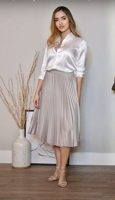 White Blouse And Skirt Outfit, White Satin Blouse Outfit, Satin Pleated Skirt Outfit, Satin Tops Blouses Classy, White Pleated Skirt Outfit, Pleated Skirt And Top, Pleated Skirt Outfits, White Satin Shirt, Satin Blouse Outfit