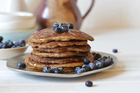 Start your day with these great-tasting and heart-healthy pancakes made with teff flour! Teff Pancakes, Lentil Coconut Curry, Chickpea Lentil, Lentil Coconut, Teff Recipes, Vegan Lemon Cake, Vegan Ground Beef, Teff Flour, Pancakes Vegan